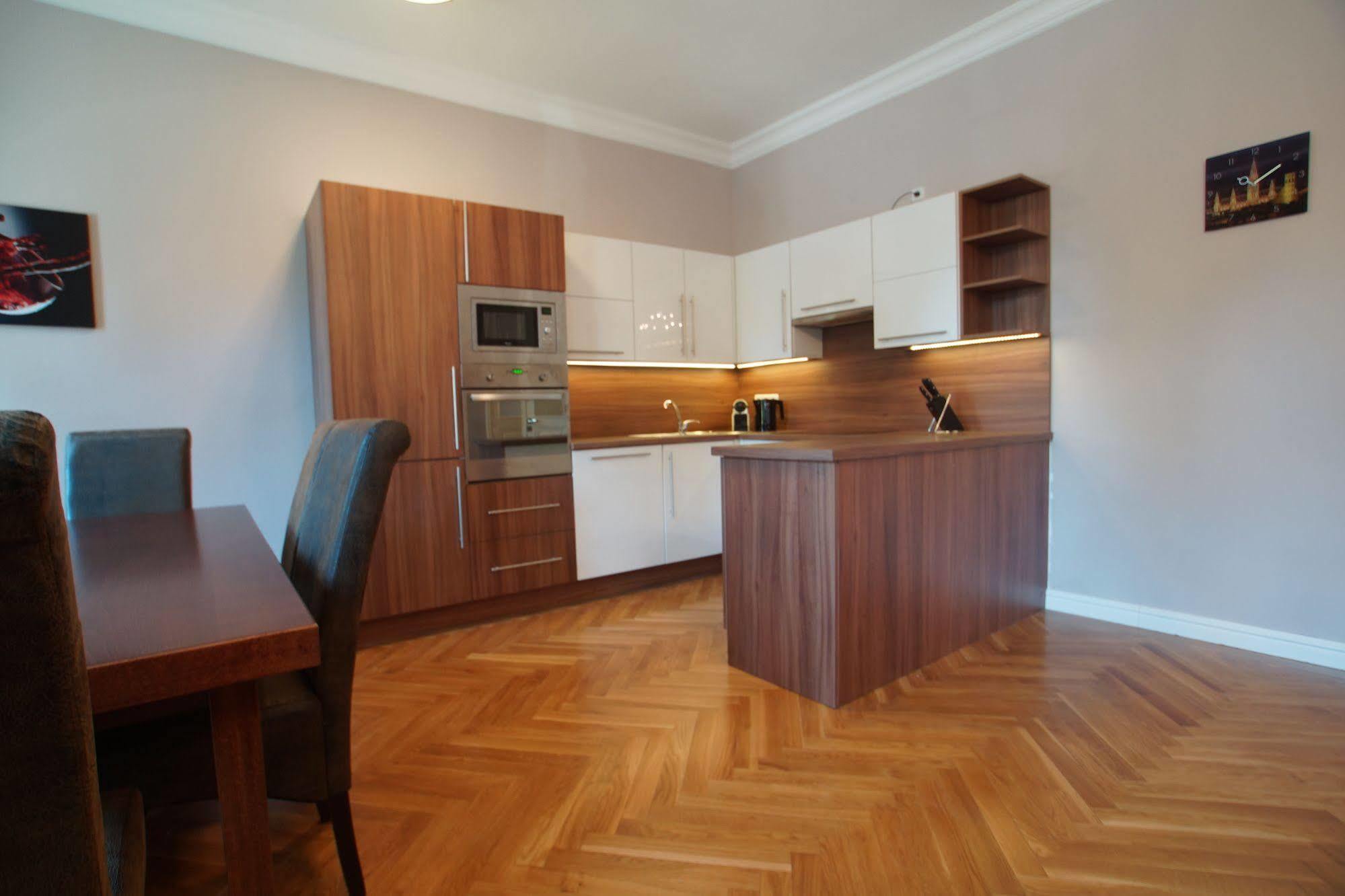 Imperial Apartments Schoenbrunn - Contactless Check-In Wiedeń Zewnętrze zdjęcie